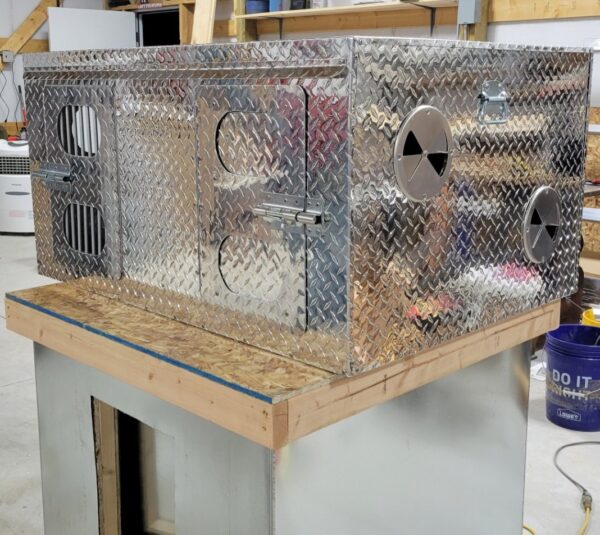 2 hole insulated top dog box