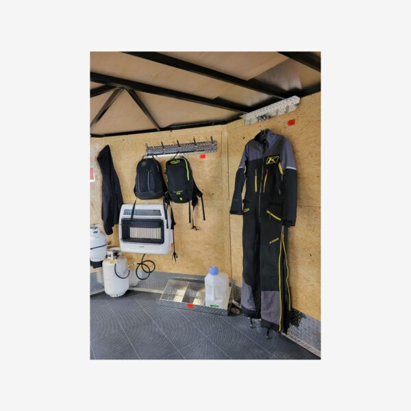 monosuit hanger