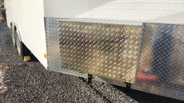Self contained heater enclosure